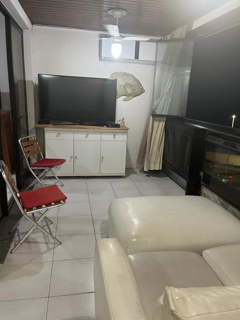 Apartamento Otimo De Frente A Da Barra Da Tijuca